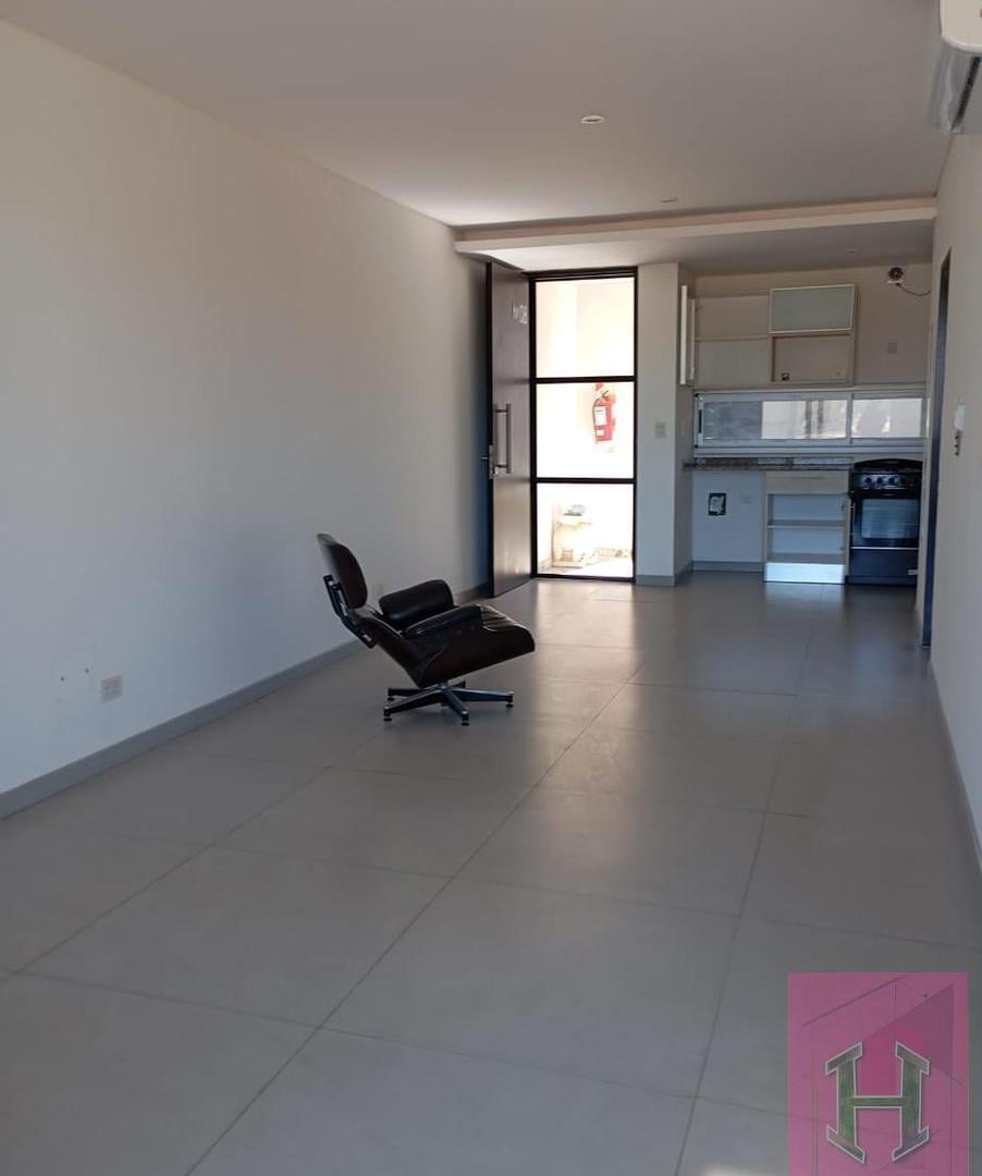 Foto de ALQUILER | Monoambiente en Complejo Random – Canning, imagen 1