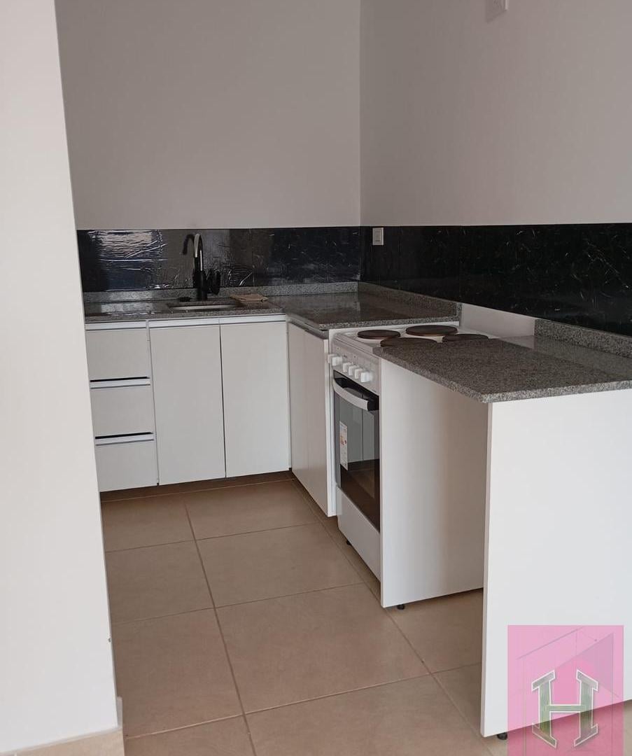 Foto de ALQUILER | Departamento en Casuarinas Canning – Casi a Estrenar, imagen 2