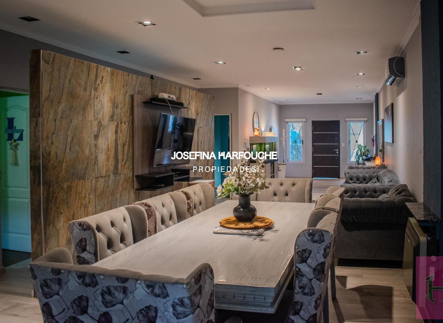 Foto de VENTA | Casa 4 Dormitorios con Pileta, Quincho y Departamento, imagen 3