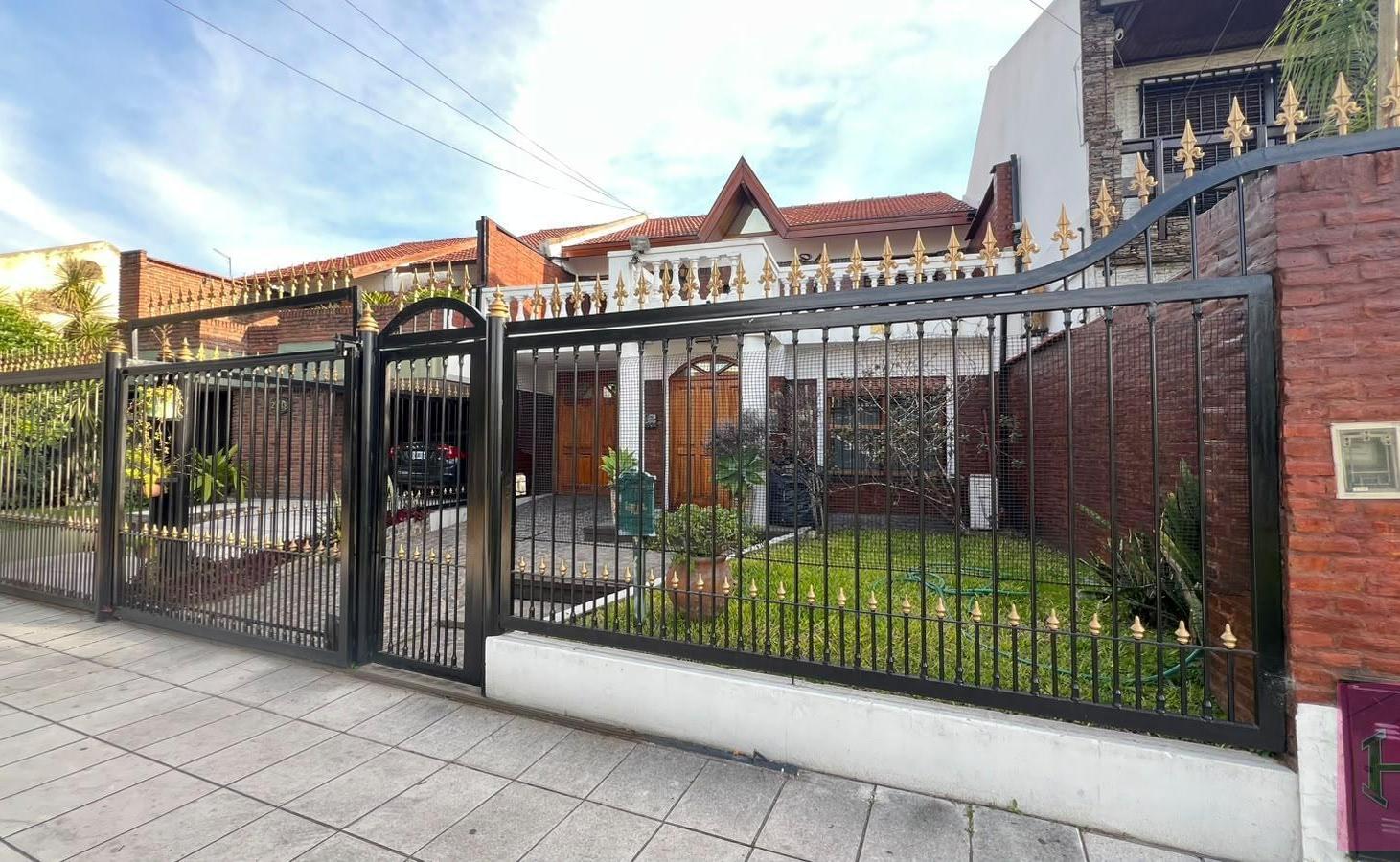 Foto de Casa en Valentin Alsina, imagen 2