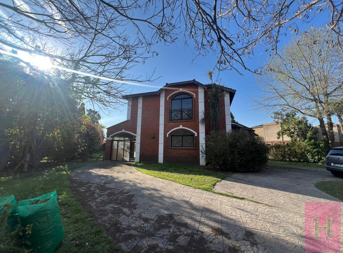 Foto de Venta Casa en Campos De Alvarez, imagen 2