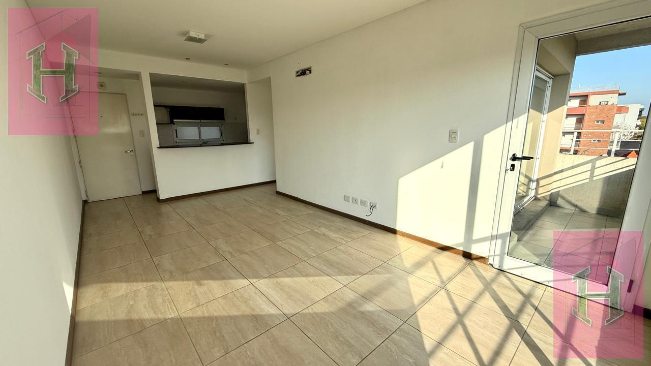 Foto de ALQUILER DEPARTAMENTO 2 AMBIENTES EN MONTE GRANDE, imagen 2