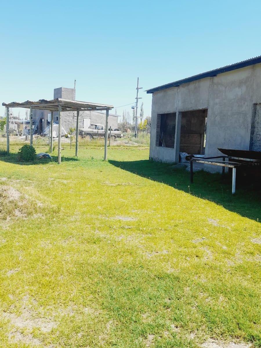 Vendo Lote con Construccion Avanzada 2