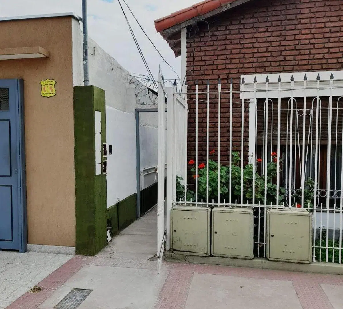 Venta de Chalet c/ cochera + Duplex  de Departamento en San Rafael 5