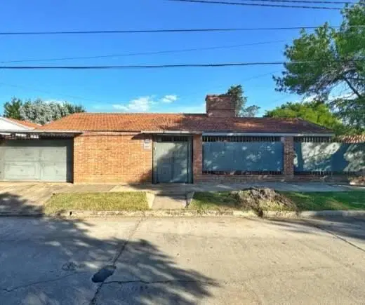 APTO CRÉDITO! Vendo casa c3 dorm B Arguello. 2