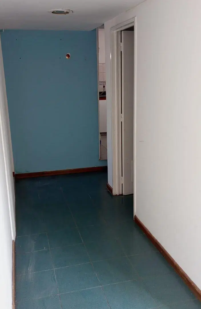 Alq.salon cbaño y 3 oficinas.B Juan XXIII. 2