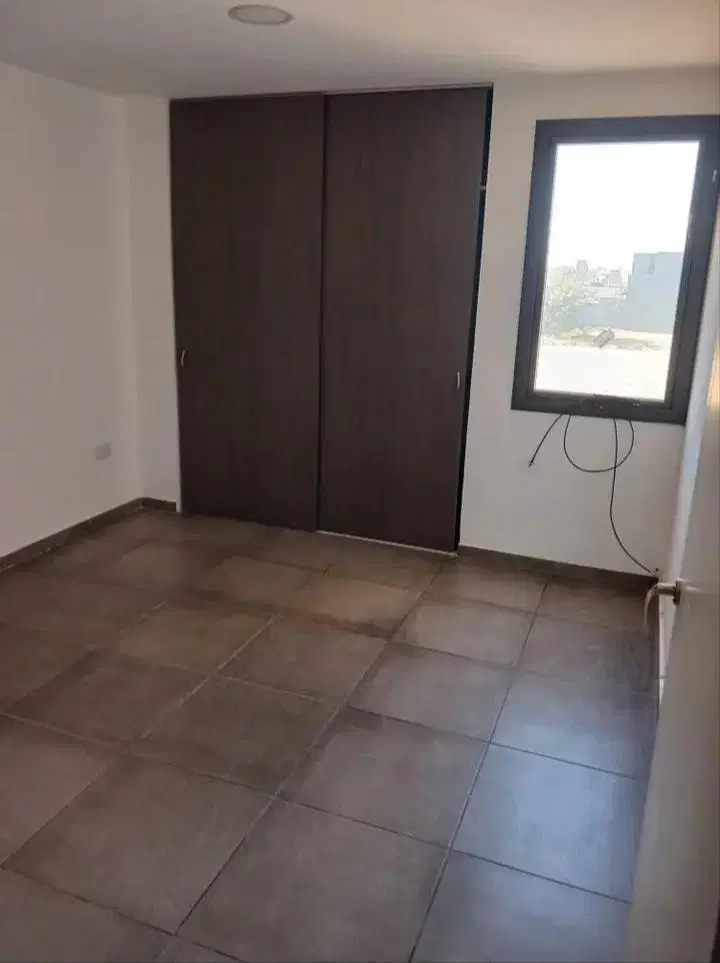 Alq.duplex c2 dorm. B Gral Paz. 4
