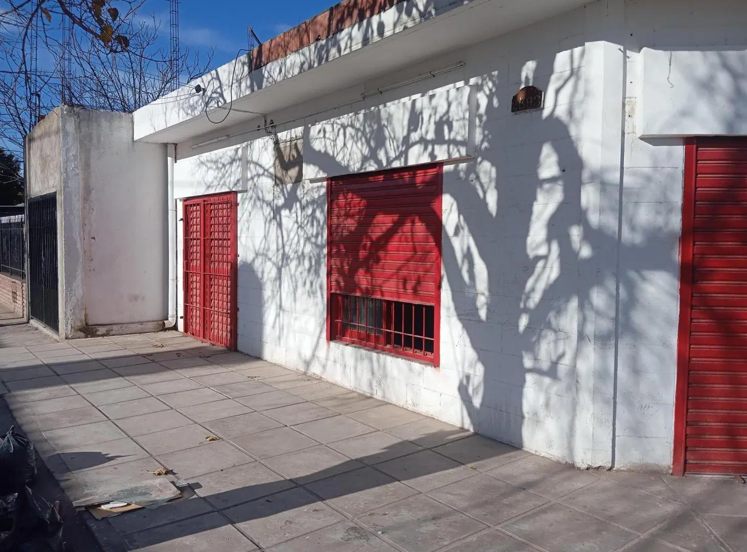 Alq. Local- Salón comercial B Santa Isabel 3 secc. 5