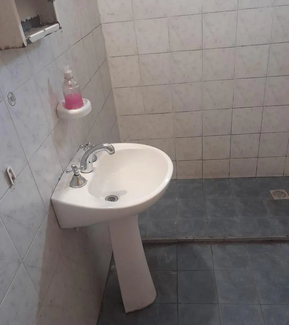 Vendo casa2 dorm. B Colon. 2