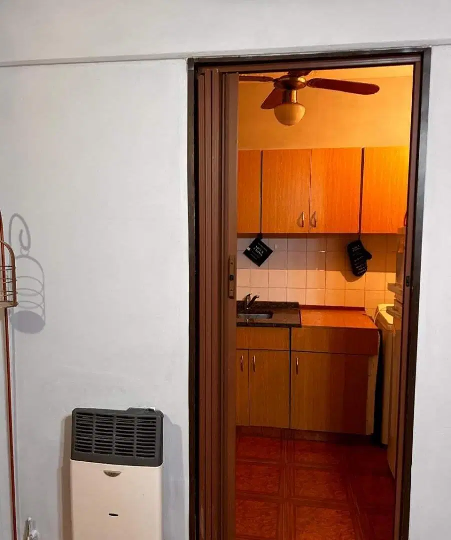 Vendo dpto c2 dorm. Y patio.B Gral Paz. 4