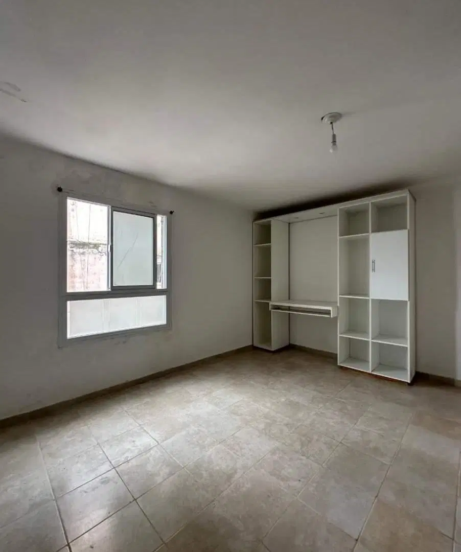 Vendo dpto c1 dorm.B Alberdi. 5