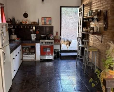Foto de Vendo casa c 2 dorm B Centro - Unquillo, imagen 2