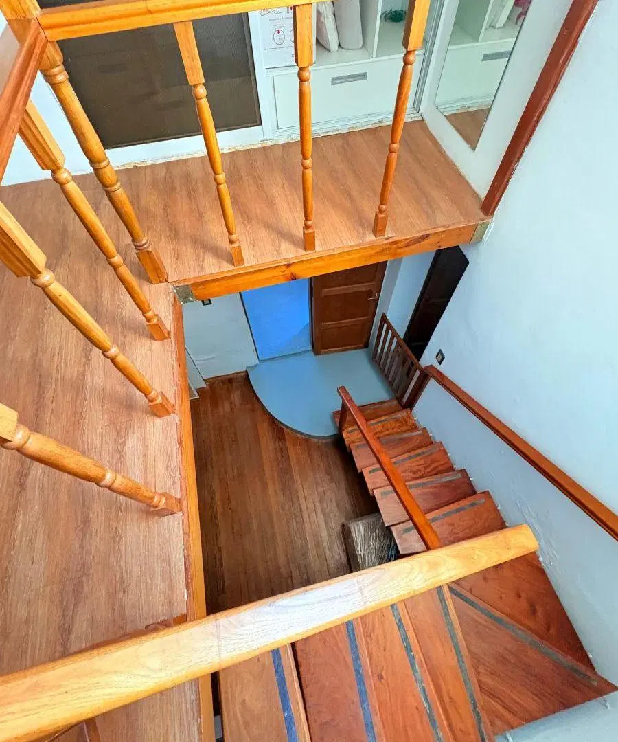 PH apto profesional, 3 amb, playroom, muy buen estado, reciclado, muy luminoso, sin expensas 2