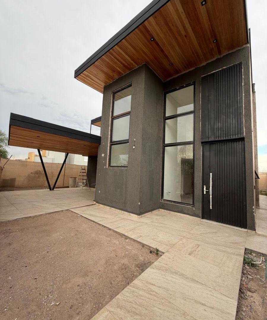 Foto de Venta casa Barrio Lomas de Russell, imagen 1