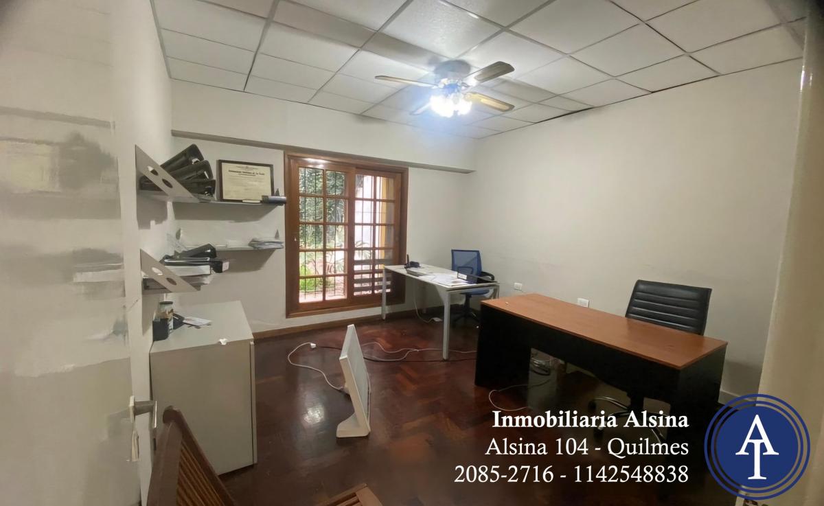 Chalet en Dos Plantas Apto Profesional o Vivienda 2