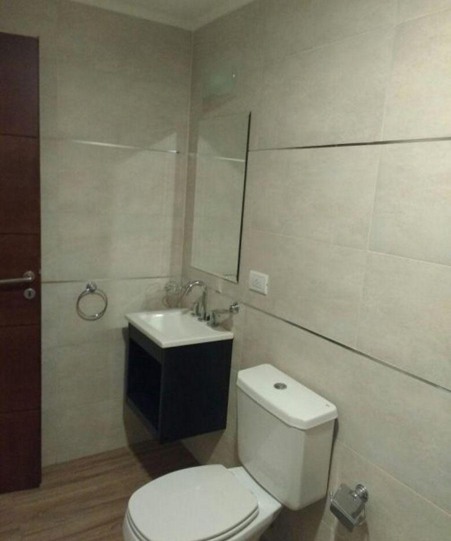 Foto de DEPARTAMENTOS DE 2 AMBIENTES A 50 METROS DE LA UNQUI BERNAL, imagen 5