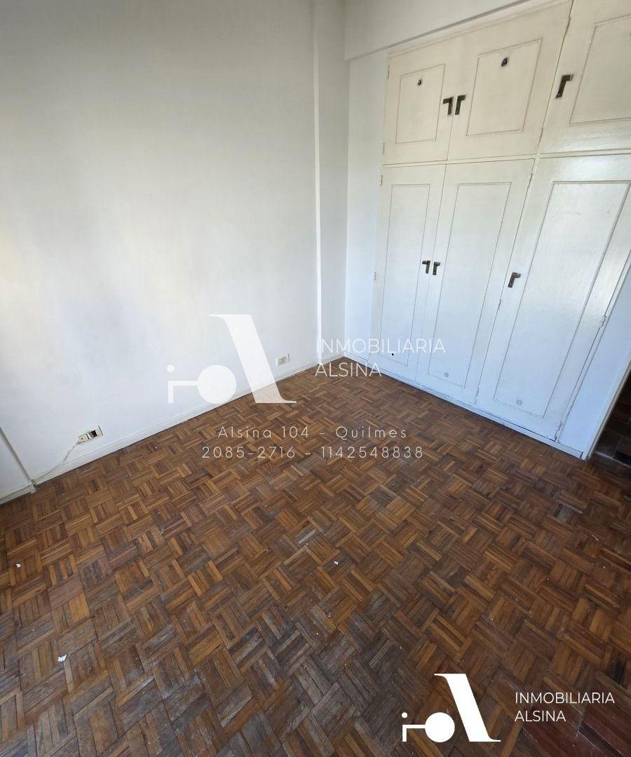 Foto de DEPARTAMENTO 4 AMBIENTES EN EL CENTRO DE QUILMES, imagen 3