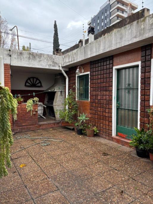 Foto de Excelente Local Comercial en Esquina – Av Vicente López y Jujuy, imagen 5