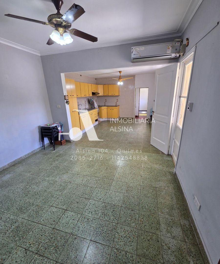 Foto de CASA 4 AMBIENTES EN ALQUILER CON DEPENDENCIA, imagen 3