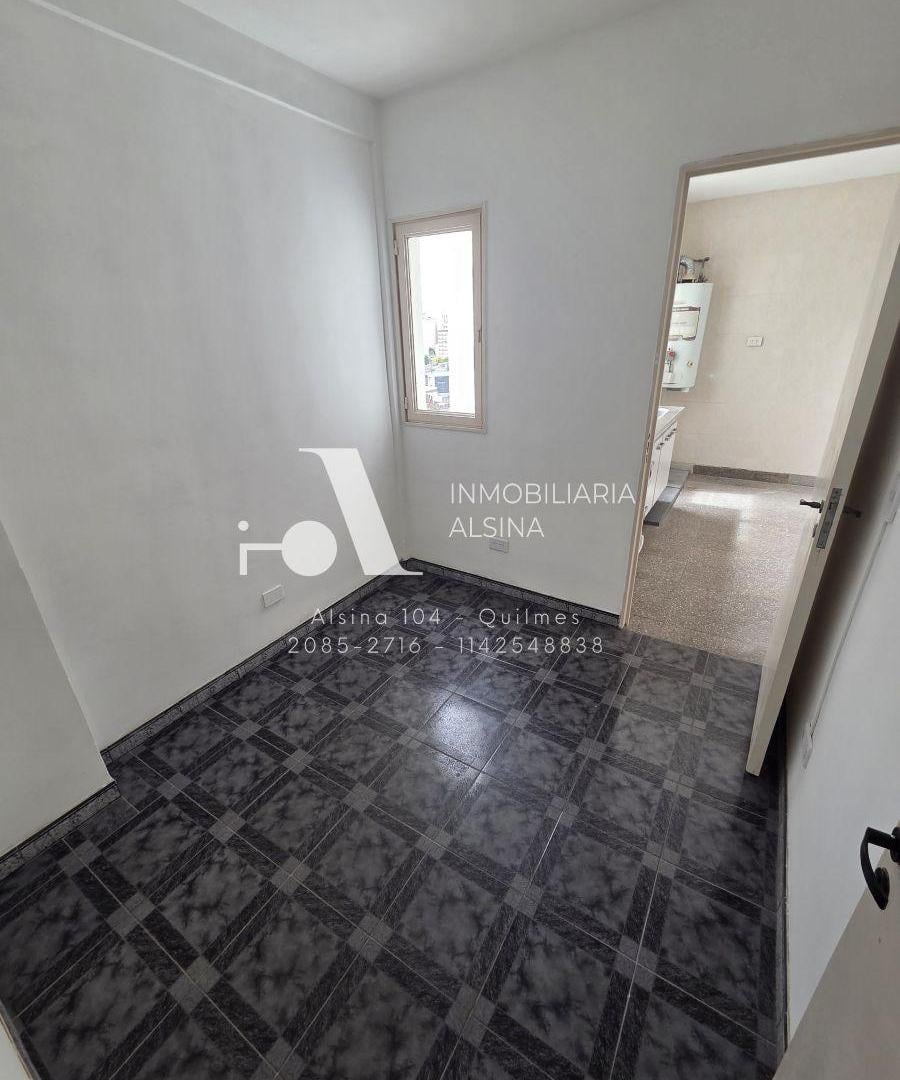 Foto de ALQUILER DPTO 4 AMBIENTES CON TERCER HABITACIÓN O SECTOR DE ESCRITORIO, imagen 4
