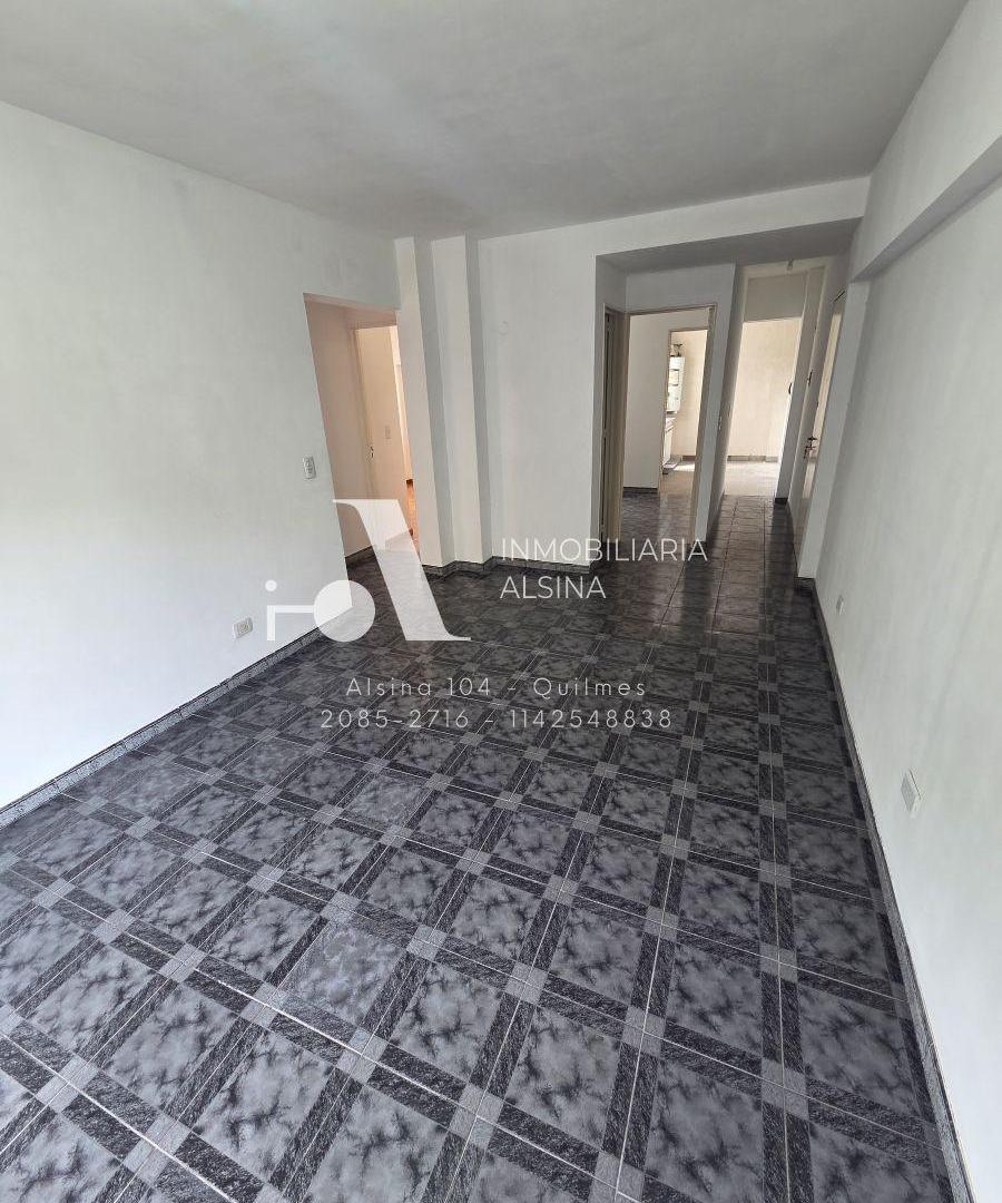 Foto de ALQUILER DPTO 4 AMBIENTES CON TERCER HABITACIÓN O SECTOR DE ESCRITORIO, imagen 2