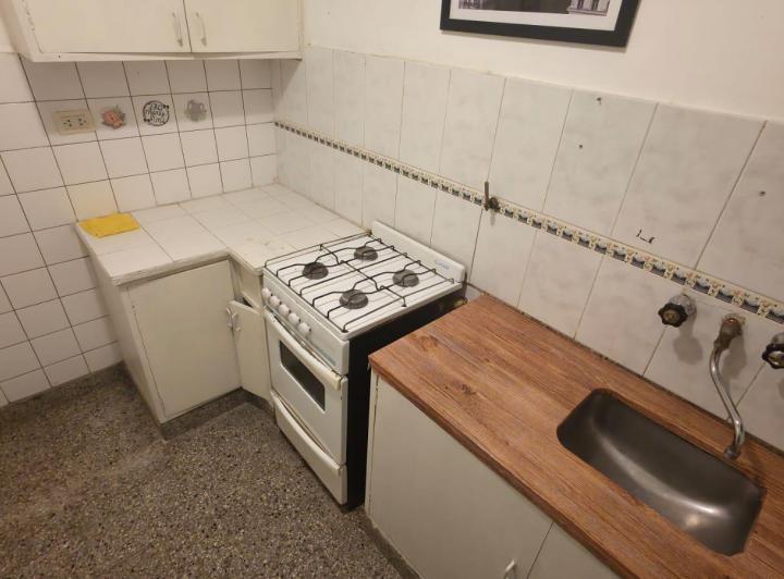 Departamento en alquiler de 2 ambientes con patio en Barracas 1