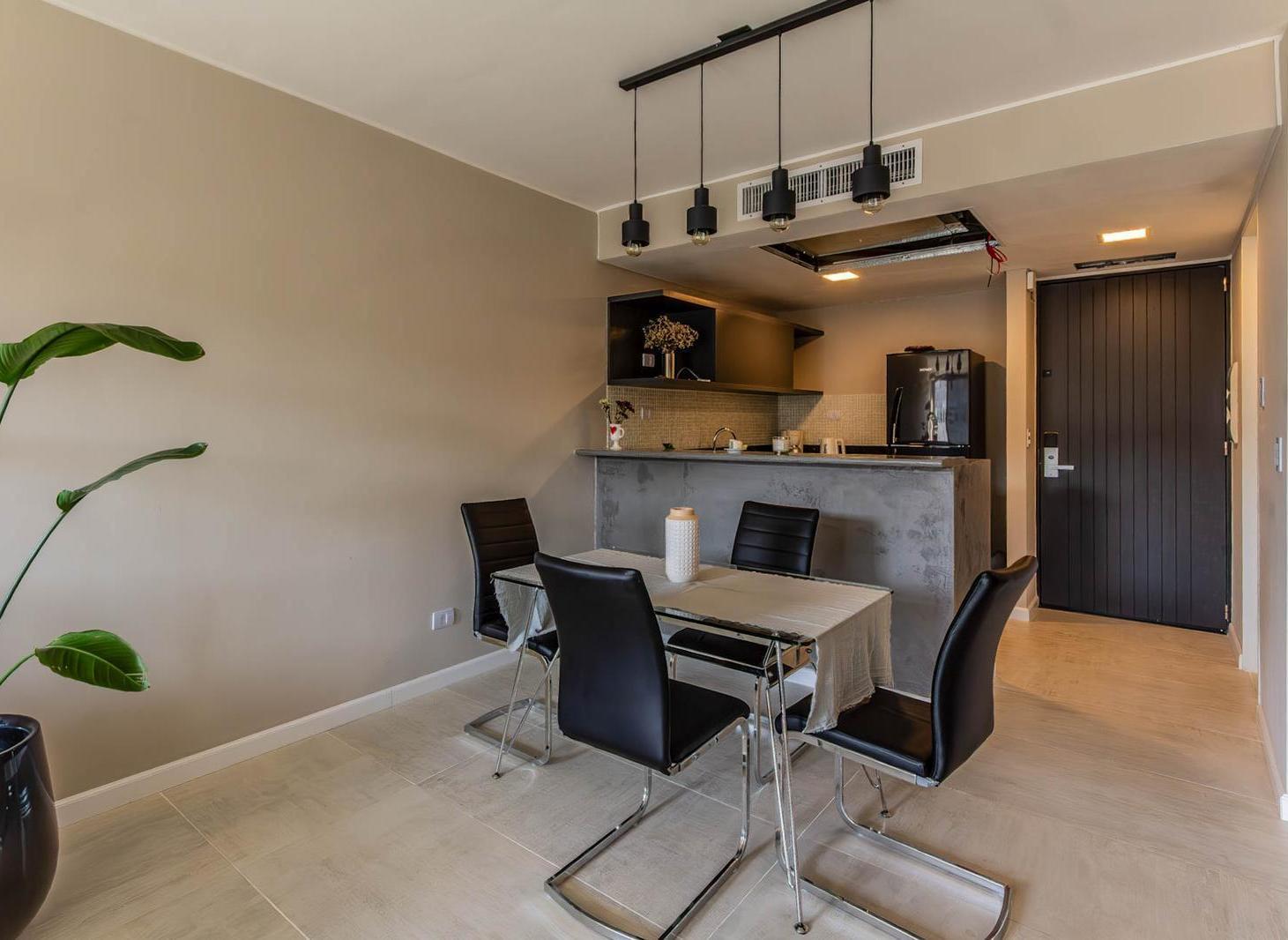 Foto de Venta Departamento 2 ambientes con cochera, amoblado- Renta inmediata, imagen 3