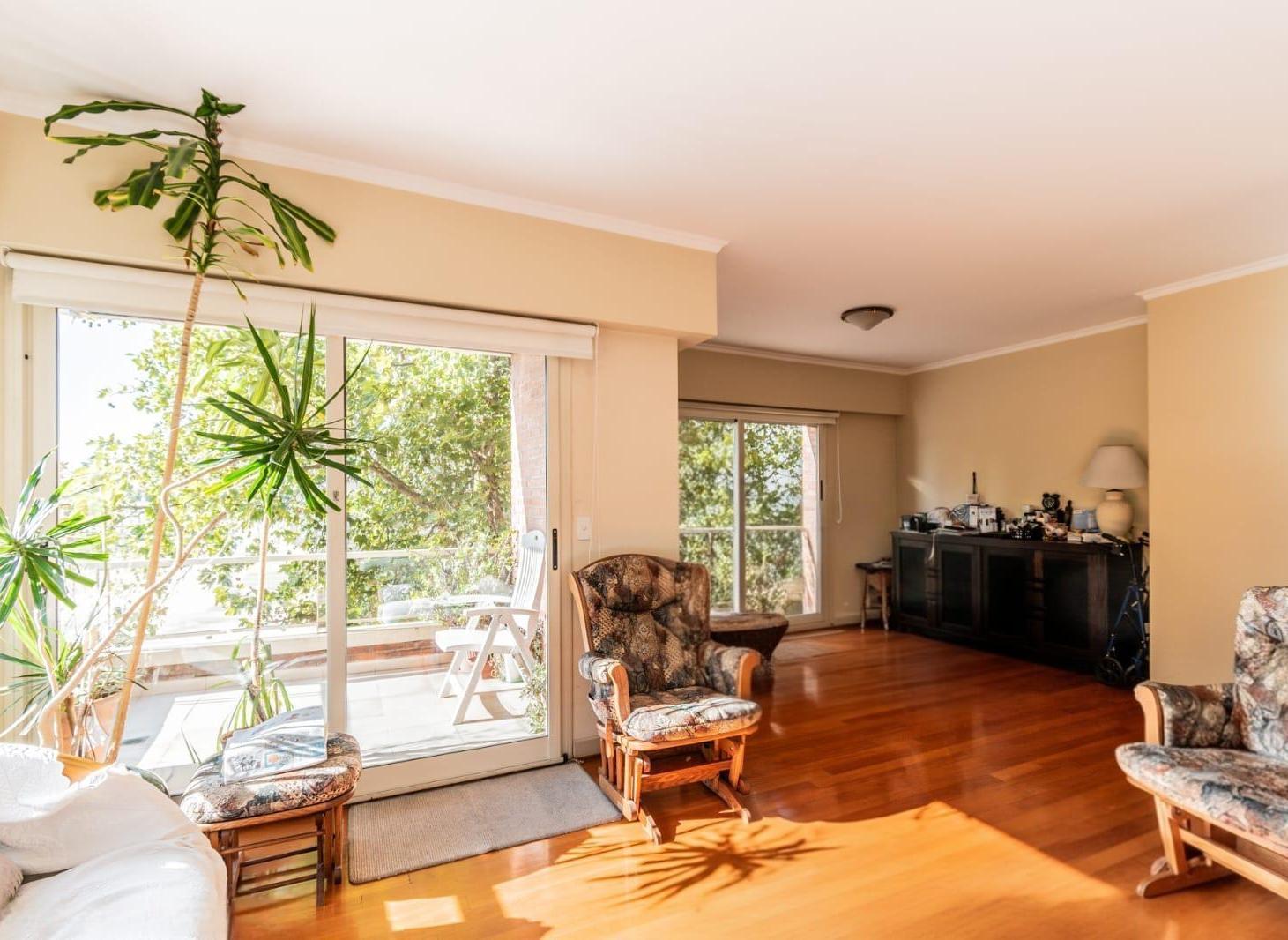 Foto de Venta 3 ambientes con cochera y baulera-Puerto Madero, imagen 1
