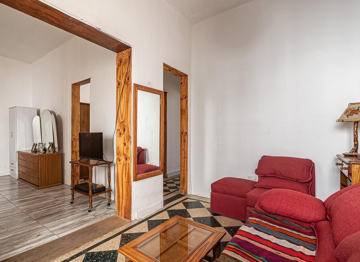 Foto de Venta PH 2 ambientes y medio con patio, sin expensas en Ciudadela, imagen 2
