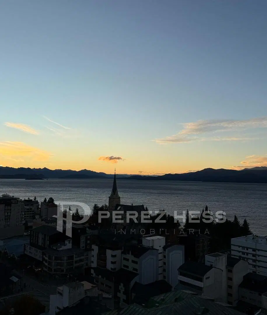 Departamento en venta, vista al lago y a los cerros en Bariloche 4