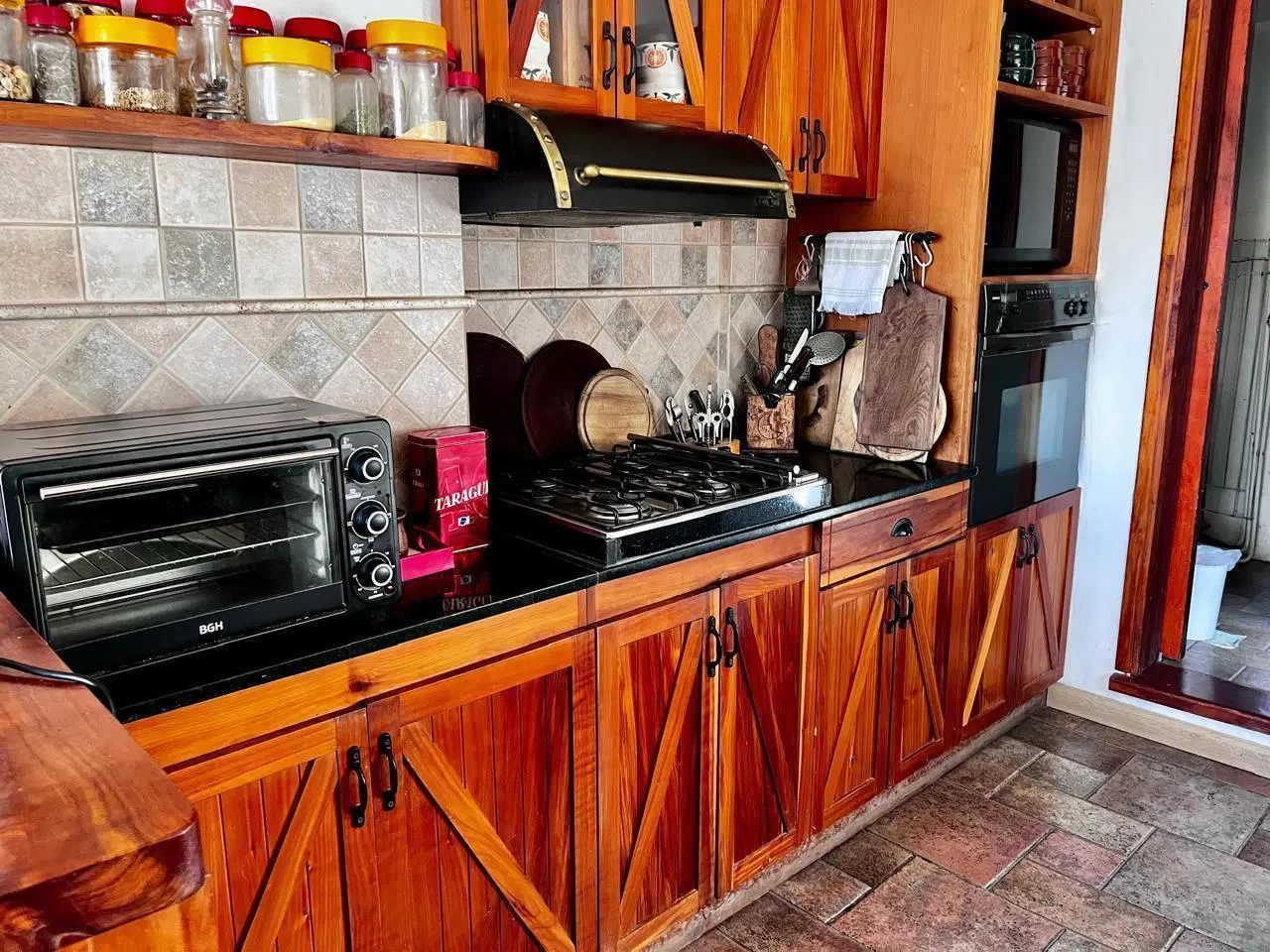 CASA MAS DOS DEPARTAMENTOS VENTA BARILOCHE 1