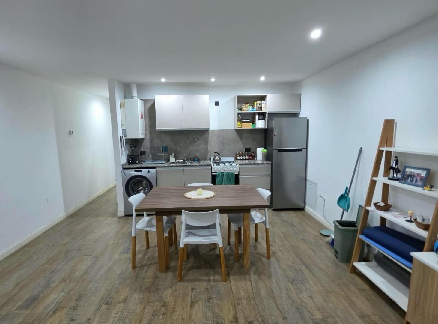 Foto de Departamento de 2 ambientes en alquiler permanente, imagen 2