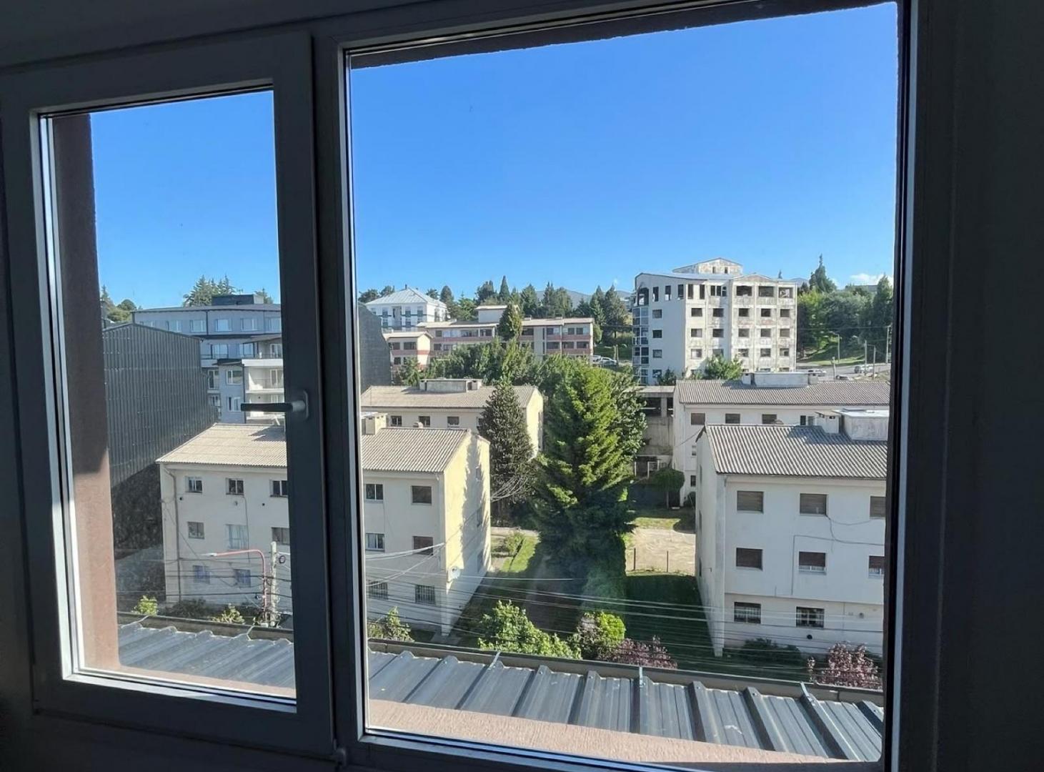 Foto de Departamento céntrico en alquiler permanente 74 m2 , dos ambientes con, imagen 4