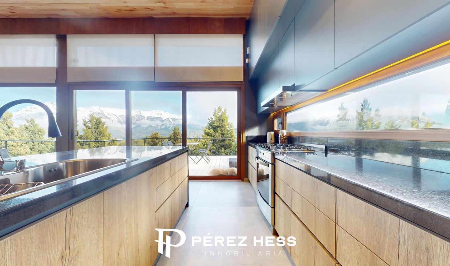 Foto de Alquiler de casa con vista plena al lago en Lomas del Cauquén, imagen 2