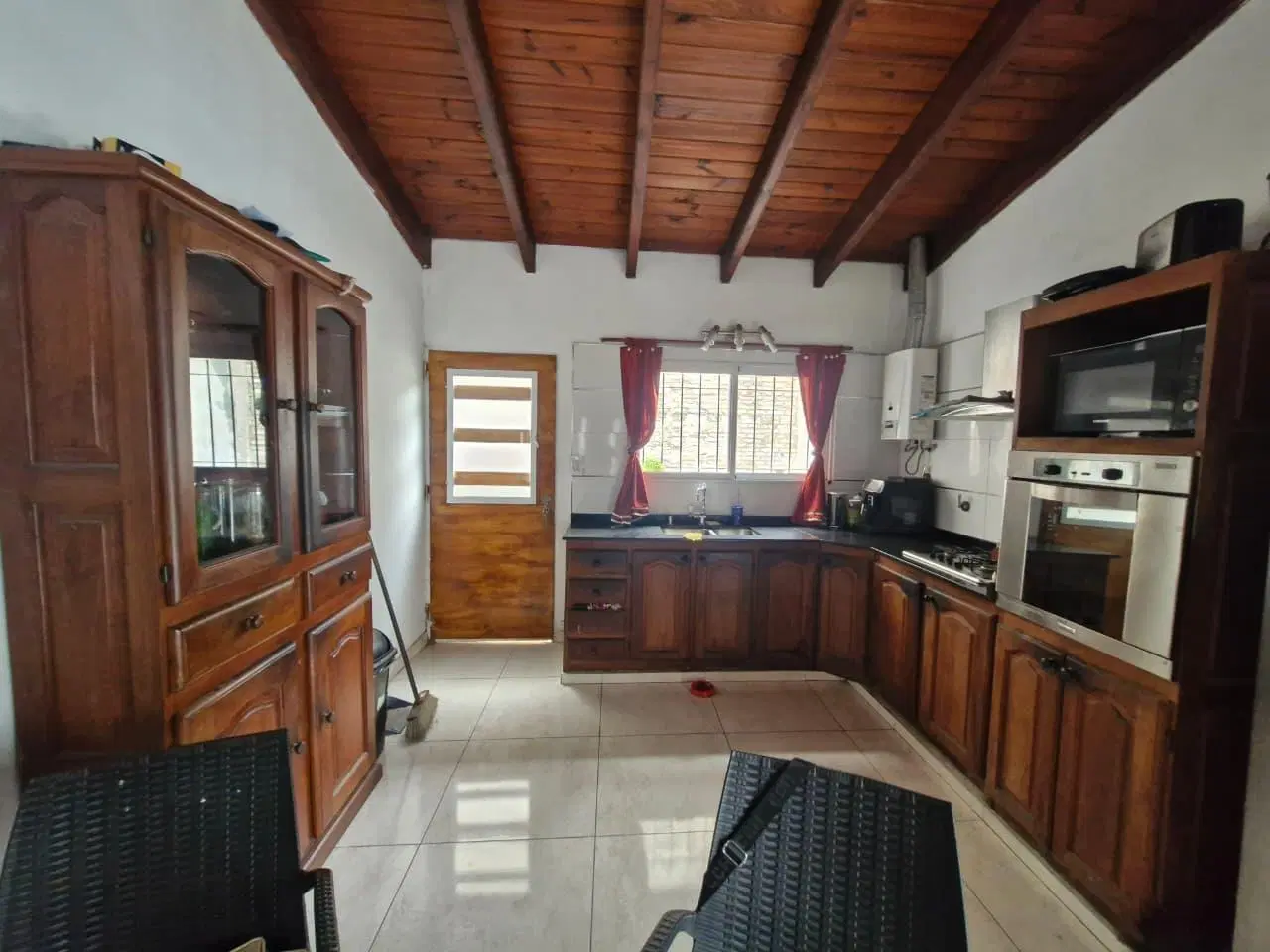VENTA-CASA 2 DORMITORIOS- JARDIN-FUNES 1