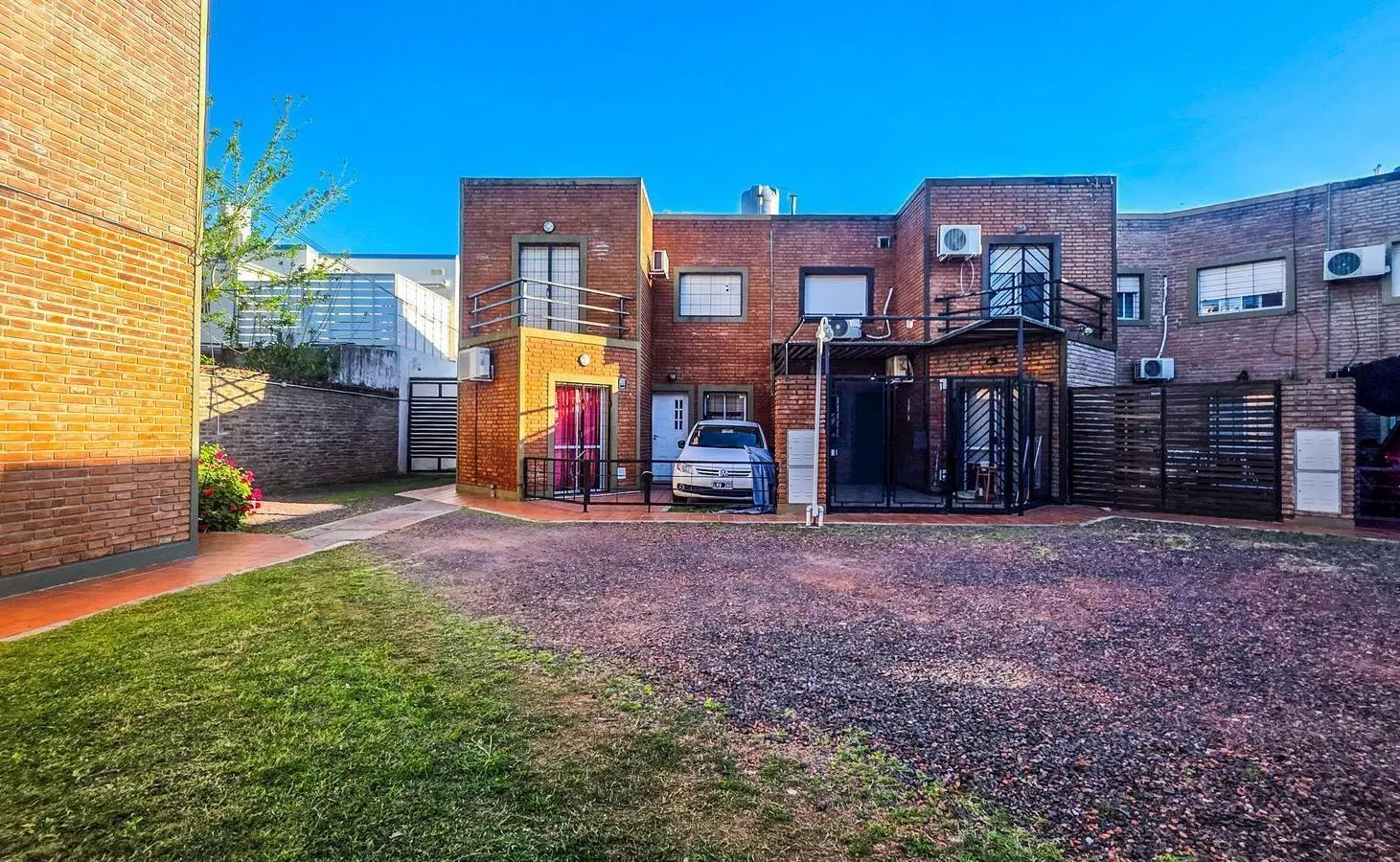 VENTA CASA-2 DORMIS-ZONA SUR 3