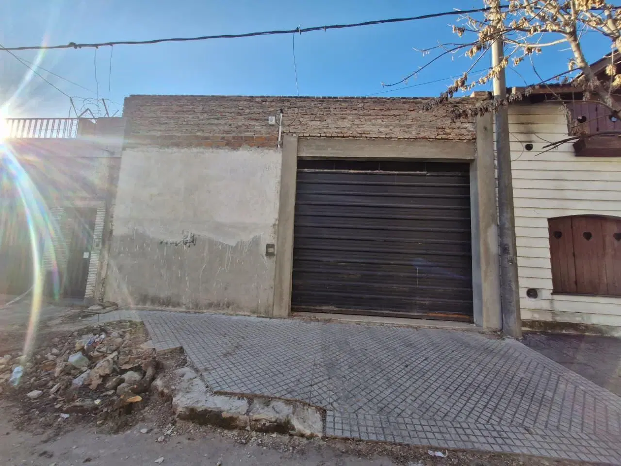 VENTA/PERMUTA-GALPON A ESTRENAR CON OFICINA-BARRIO BELLA VISTA 8