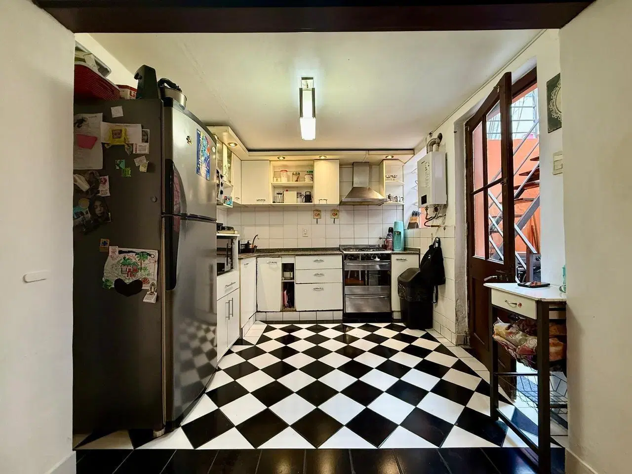 VENTA CASA 3 DORMITORIOS EN PLENO CENTRO RECICLADA 4