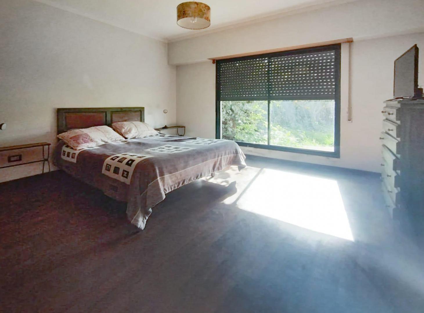 Foto de VENTA - Casa - 2 dormitorios - Oficinas, quincho y piletas - Villa, imagen 1