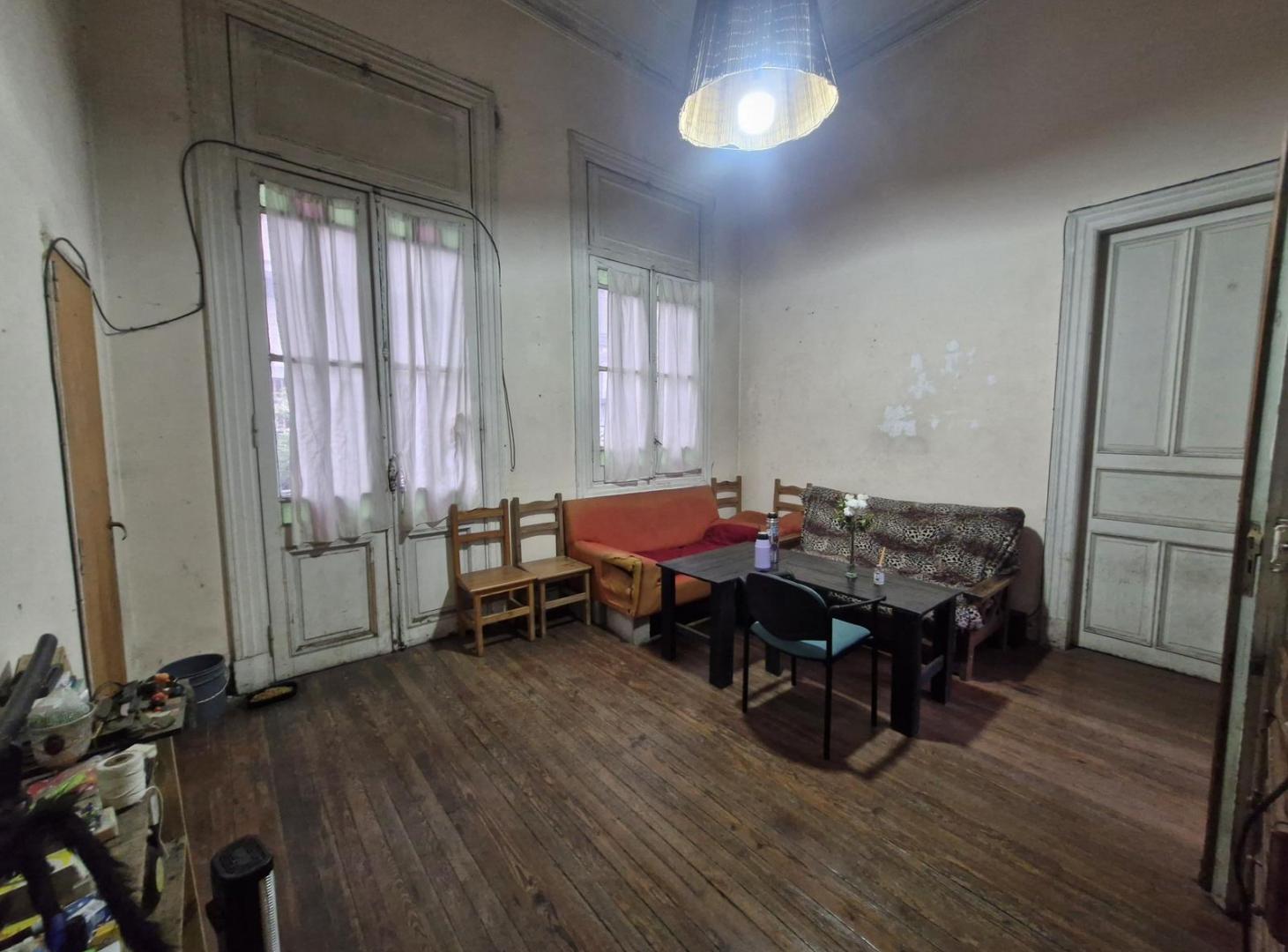 Foto de VENTA-CASA 2 DORMITORIOS-TERRAZA EXCLUSIVA-ZONA CENTRO, imagen 1