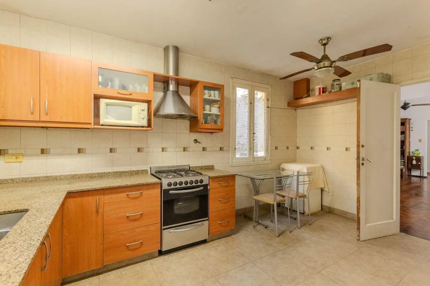 Venta de PH tipo Casa 4 Ambientes en Almagro, Capital Federal 5