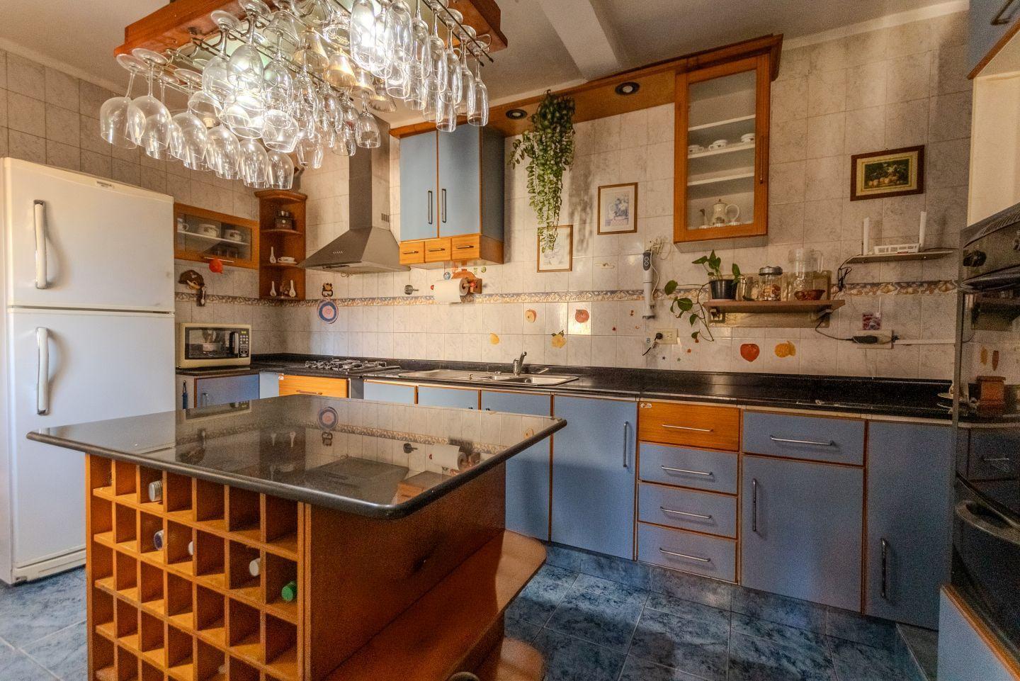 Foto de Tipo Casa en VENTA 4 amb Patio, Terraza, Quicho y Local., imagen 3