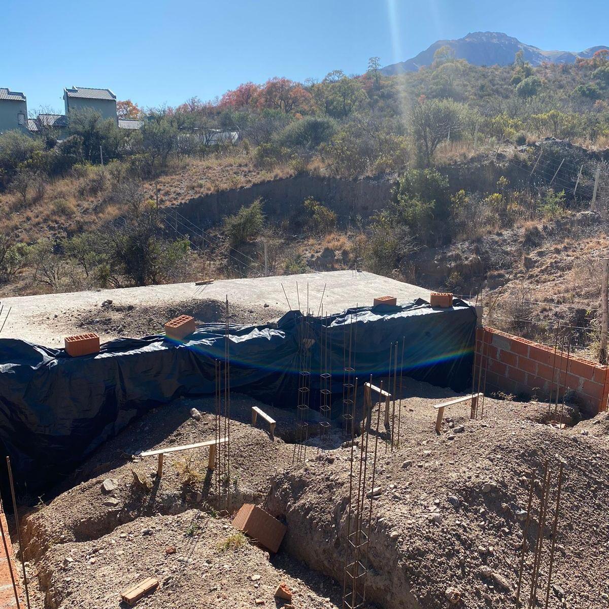 Terreno con Obra - Los Molles 1715 1