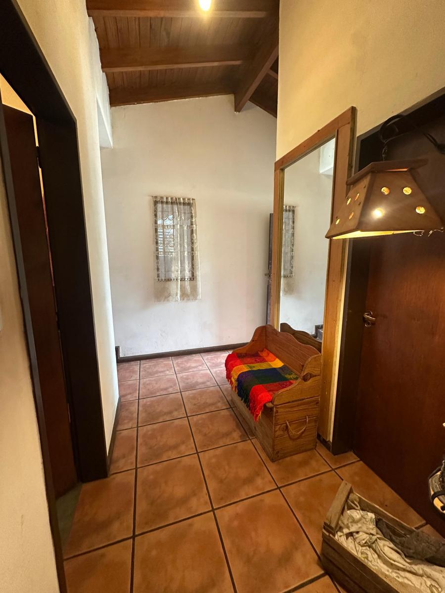 Güemes 349 - Dos Casas Contiguas en Barrio San Martín 1