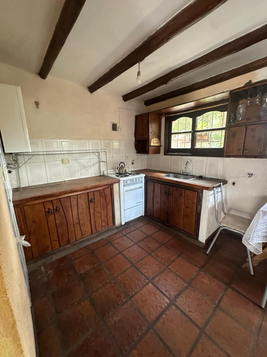 Güemes 349 - Dos Casas Contiguas en Barrio San Martín 4