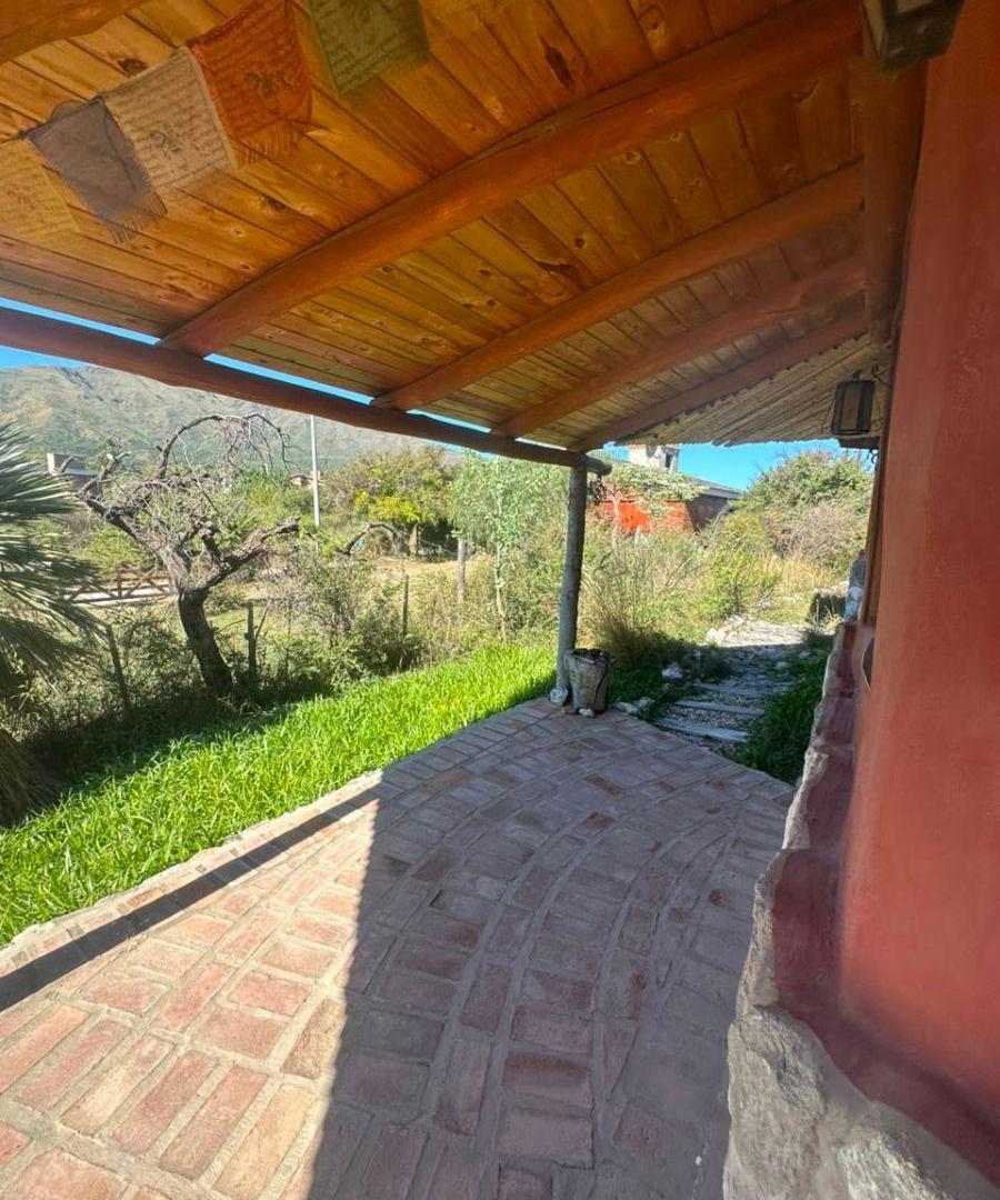 Foto de Los Alazanes 873 - Casa octogonal con vista al Uritorco, imagen 2