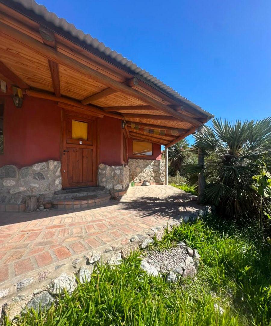 Foto de Los Alazanes 873 - Casa octogonal con vista al Uritorco, imagen 1
