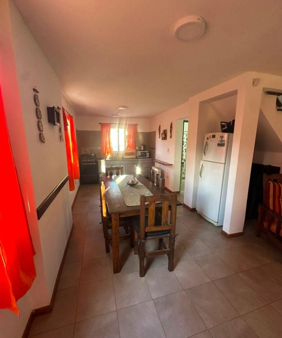 Foto de Casa de 2 plantas con balcón a las sierras, imagen 1