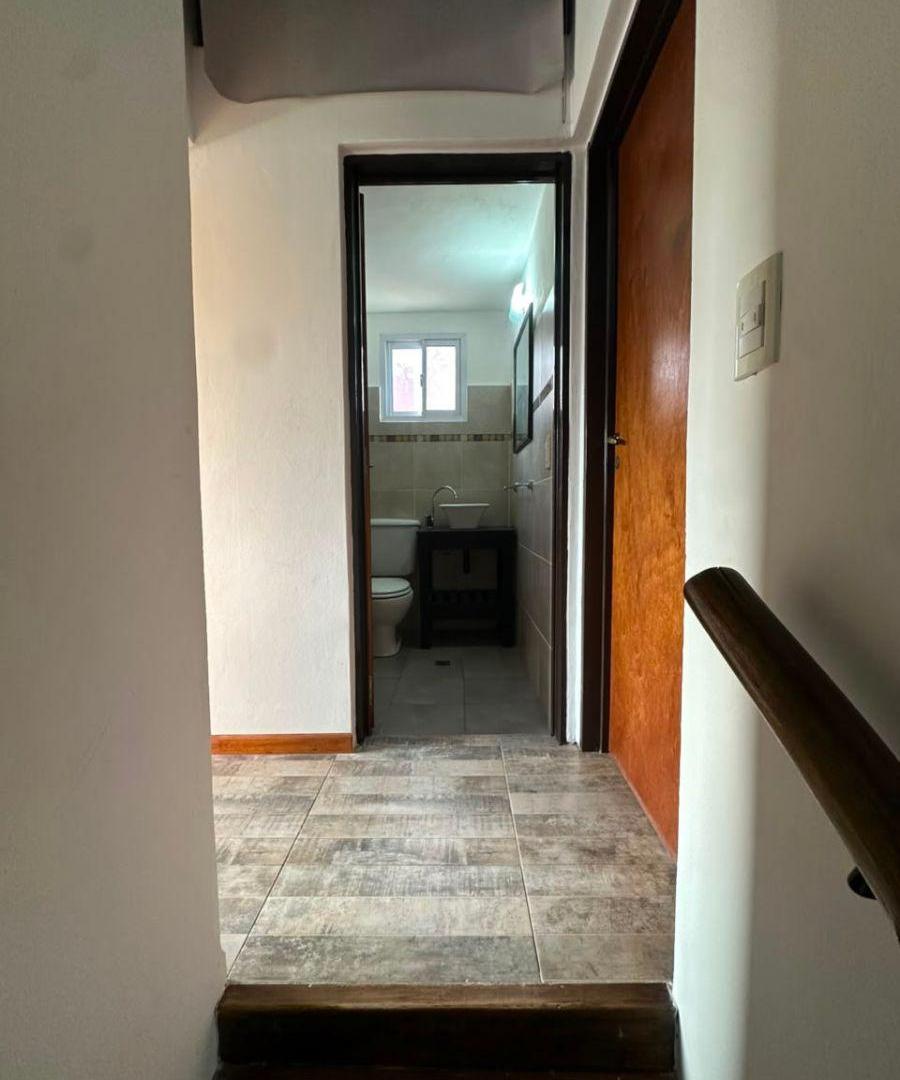 Foto de Casa de 2 plantas con balcón a las sierras, imagen 4