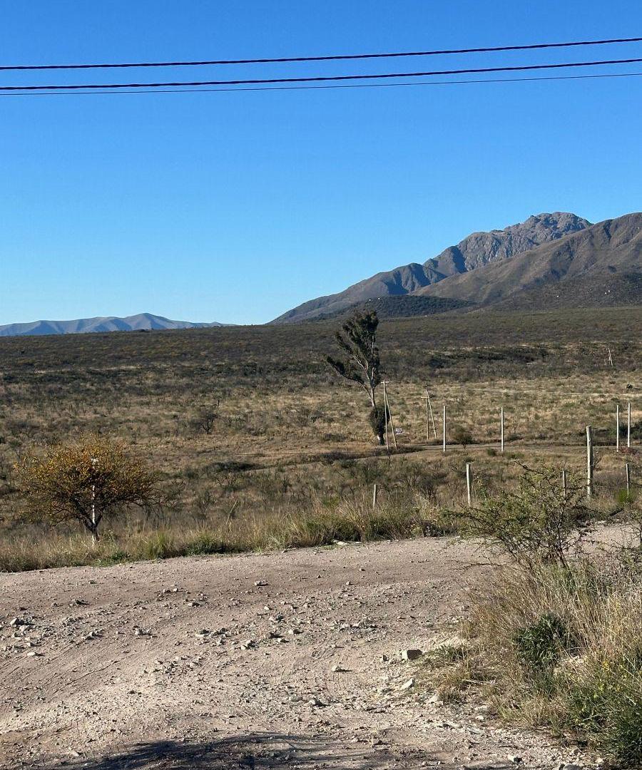 Foto de Fantástico terreno en esquina con excelente proyección en Los cocos, imagen 1